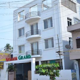 Golden Grand by Xury Hotels, hotel Tiruccsendúrban