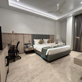 The Eastern Grace Hotel, hotell i Buxar