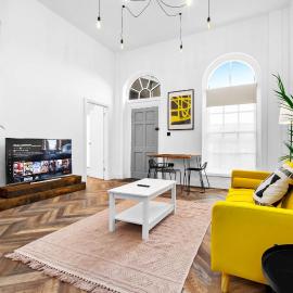 Stylish 2 Bedroom Apartment - Netflix - Wolverhampton Centre - 2TO