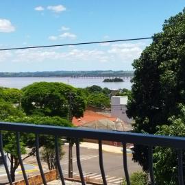 Hostel Guaíra-PR، فندق في غوايرا