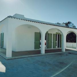 La casa tra gli Ulivi, отель в городе Торре-Колимена