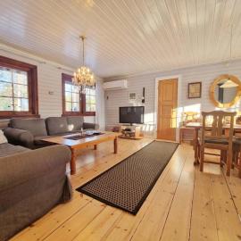 Sauna | Engine heater | Pets allowed | Stove, hotelli kohteessa Lofsdalen