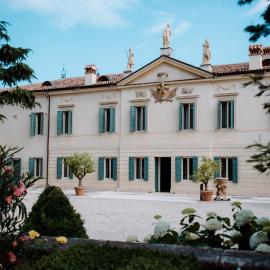 Wine Relais Villa Cipolla Pieropan, hotel v mestu Tregnago
