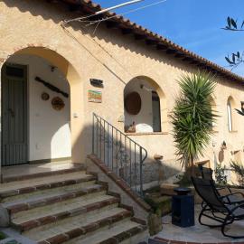 Domo Fadda Loculi, hotel em Loculi