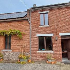 Spacious house in Montignies-sur-Roc with garden