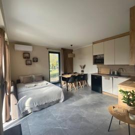 Natura Home – hotel w mieście Skoki