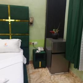 Comfort INN Hotel & Suits, Hotel in Jaunde