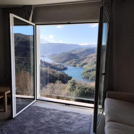 Casas do Bau, hotel in Vieira do Minho