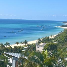 Allure Beach House, hotel u gradu Tangalooma