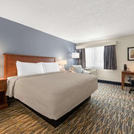 Best Western Inn, hotel u gradu 'Rice Lake'