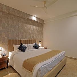 Grand Continent Hotel Gachibowli, US Consulate โรงแรมในGachibowli