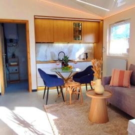 Aquarius Porto Boszkowo Sauna Apartamenty, hotel in Boszkowo