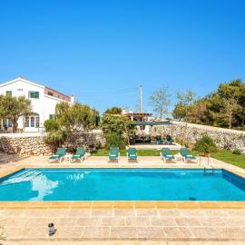 Finca Llucasaldent Menor by Menorca Vacations, מלון באלאיור