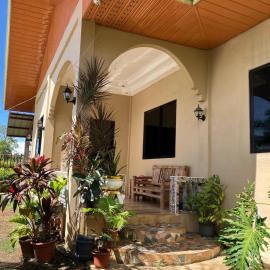 Sandingan Homestay, hotel u gradu Loon