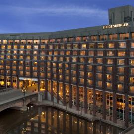 हैम्बर्ग में, होटल Steigenberger Hotel Hamburg