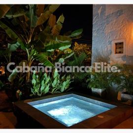 Cabaña Bianca Elite con jacuzzi privado!, hotel u gradu Melgar
