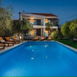 Villa Stullich with swimming pool and sauna