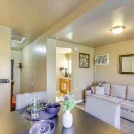 Lake & Mountain Views: Cozy California Stay，Mountain Mesa的飯店