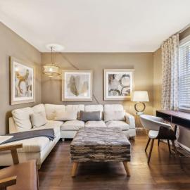 Belmont kings 1 mile to downtown and park free, hotel u gradu Nešvil