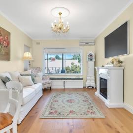 La Belle Fleur - Vintage Stay near Parklands & CBD، فندق في Unley