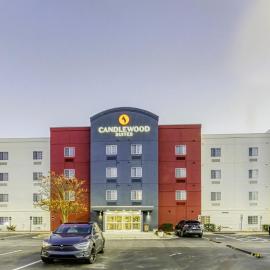 Candlewood Suites New Bern by IHG, отель в городе Нью-Берн