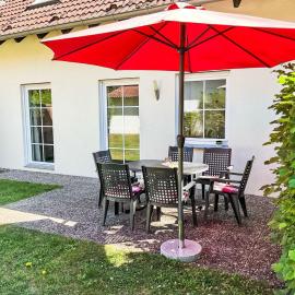Holiday Home Haus Nr- 14 by Interhome，Lenz的飯店