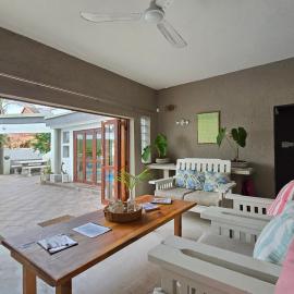 TheBigBeachHouse, viešbutis mieste Margeitas