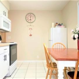 Pontiac - Secluded Backyard, Pet Friendly, hotel em Fort Wayne