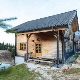 Feriendorf Koralpe Chalet Bergkristall, hotel a St. Gertraud
