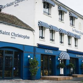 Hotel SaintChristophe Houdan, hotel en Houdan
