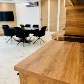 Luxori suite ''dezodava'', hotell i Sandanski
