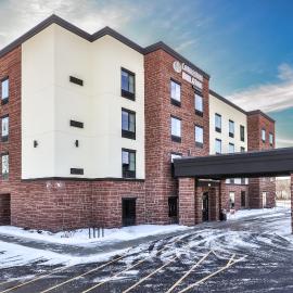 Rhinelander में, होटल Cobblestone Hotel & Suites - Rhinelander