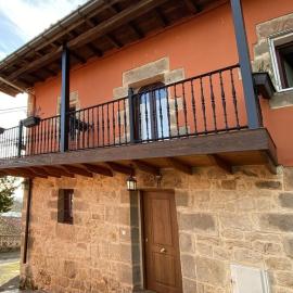 El Mirador de La Poblacion, hotel v destinácii La Población