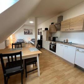 Viesnīca Möblierte Wohnung im Obergeschoss in bester Lage für Feriengäste und beruflich Reisende AW12A-V pilsētā Ottersberg