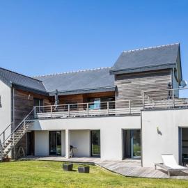 Villa d'architecte piscine intérieure 12 personnes