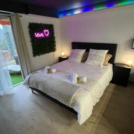 Suite romantique avec Balnéo Privée, hotel di Boersch