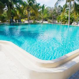 Oceanfront Villa with Big Pools