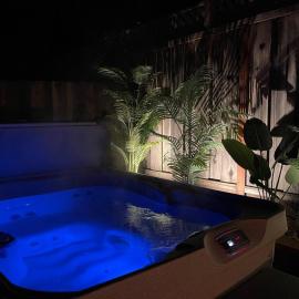 Redwood Grove - Hot Tub PS5 Redwood Park、Feltonのホテル