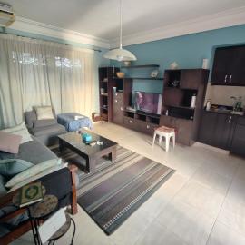 Guesthouse Near HBE Airport Pool, hotel i Borg El Arab