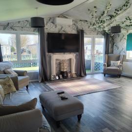 Large double sized lodge ideal for furry friends to stay