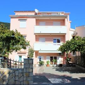 Apartments Lucijana