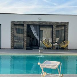 Magnifique studio, hotelli kohteessa Bressols