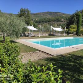 Casa Macinarino APPARTAMENTO 13 con piscina