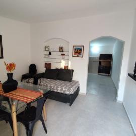 Lourdes I, Hotel in La Rioja