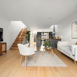Spacious South Yarra Townhouse - Free Parking