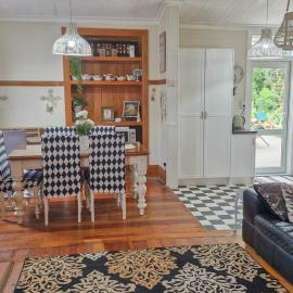 Cheerful 3 bedroom villa, hotel in Gisborne
