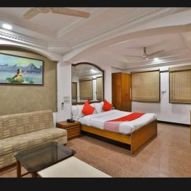 Darshan Hotel & Restaurant