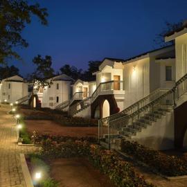 Amritara Serenity,100 mts from Salaulim Dam, hotel Sanguem városában