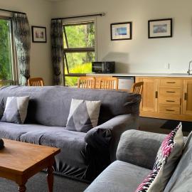 Omokoroa Retreat, hotel in Omokoroa