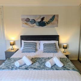 Theatre Severn Town House, Parking & Quarry Views
